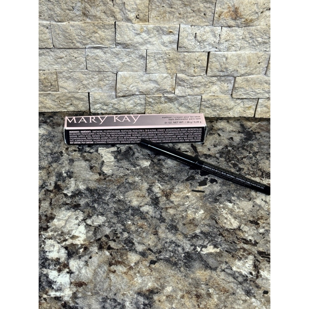 Mary Kay Black Eyeliner 048389 Retractable Pencil Full Size New in Box NIB